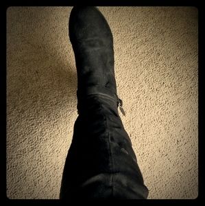 Torrid size 11.5 knee high boots w/fleece lining